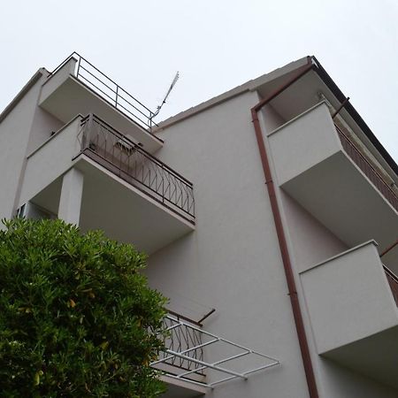 Apartmán Soba Mira Makarská Exteriér fotografie